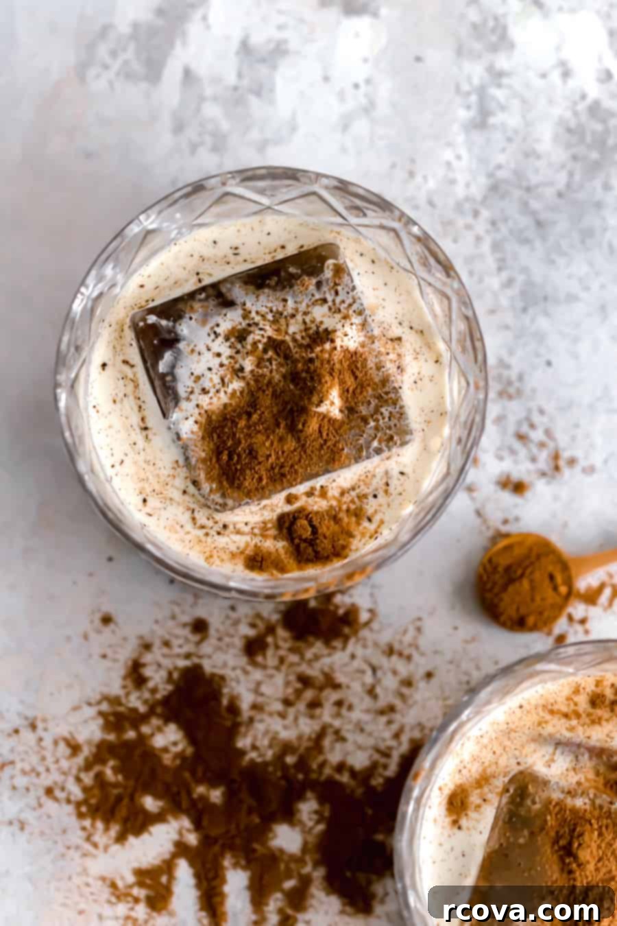 Autumn's Creamy Dream Pumpkin Spice White Russian 1 featured 10120