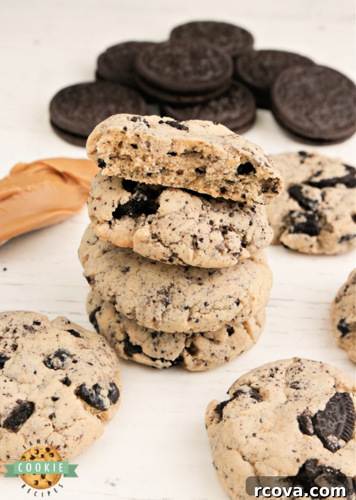 Decadent Oreo Peanut Butter Cookies 1 featured 11030