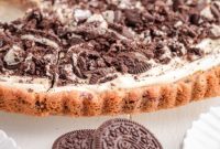 Decadent Oreo Pizza