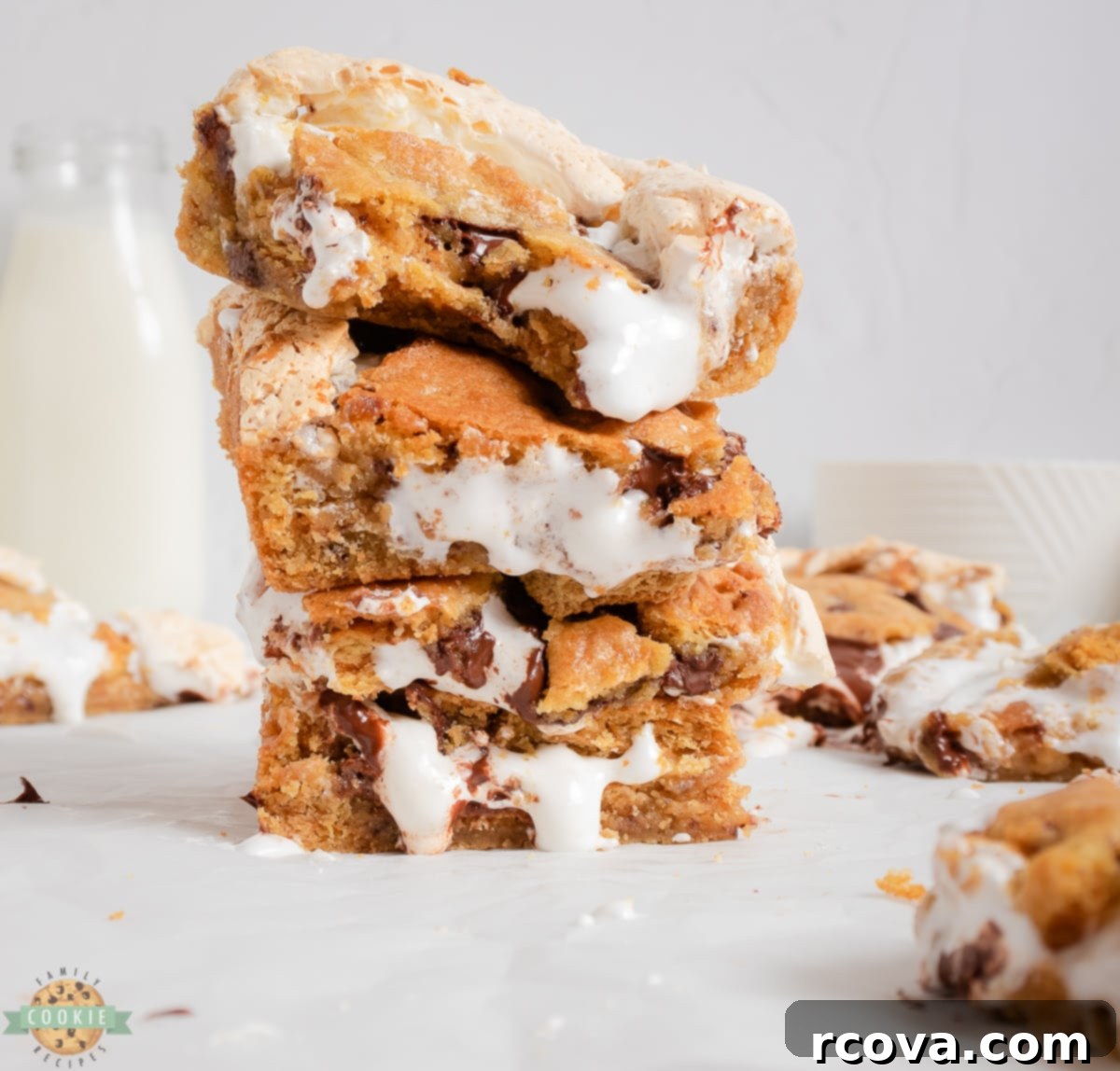 Ultimate S'mores Cookie Bars 1 featured 11490