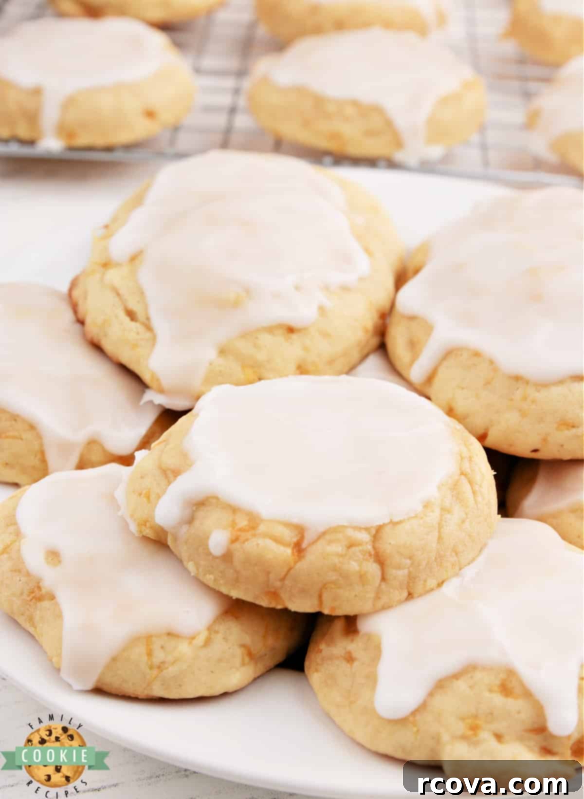 Zesty Mandarin Glazed Cookies 1 featured 11586