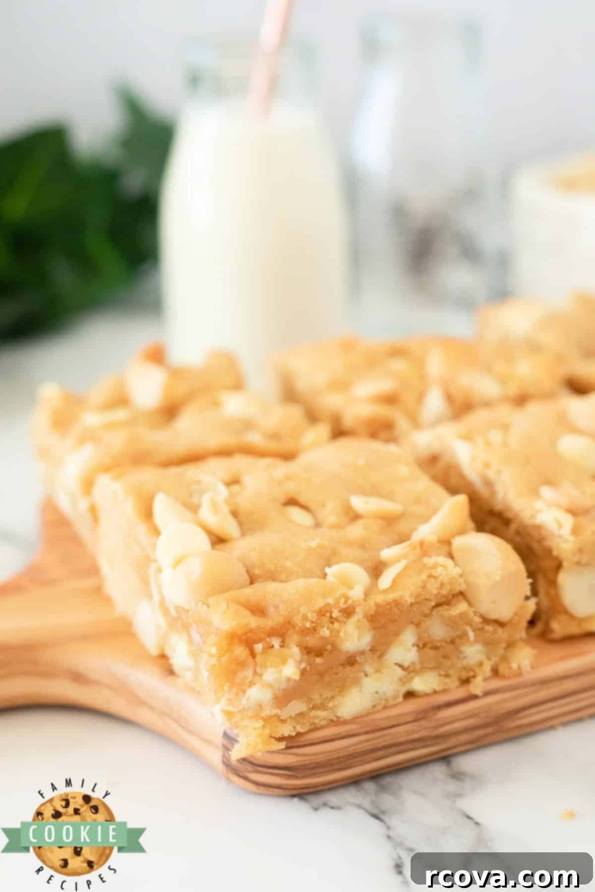 Irresistible White Chocolate Macadamia Blondies 1 featured 11777