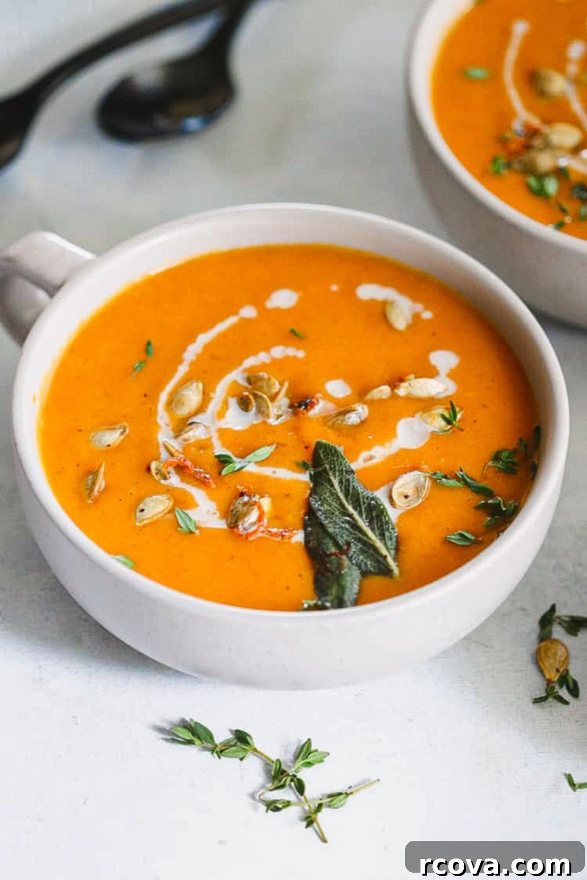 Velvety Dairy-Free Butternut Squash Soup with Carrots and Warming Spices 1 featured 12002