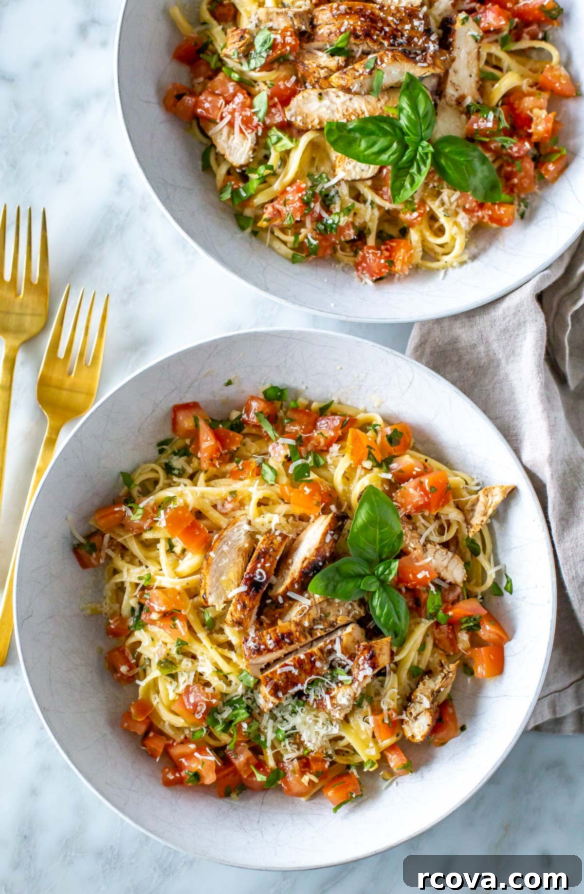 Tuscan Bruschetta Chicken Pasta 1 featured 12448