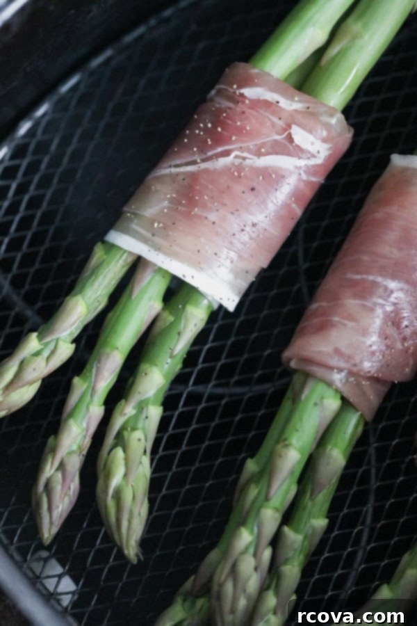 Air Fryer Crispy Prosciutto Asparagus 1 featured 13082