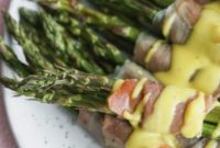 Easy Whole30 Blender Hollandaise