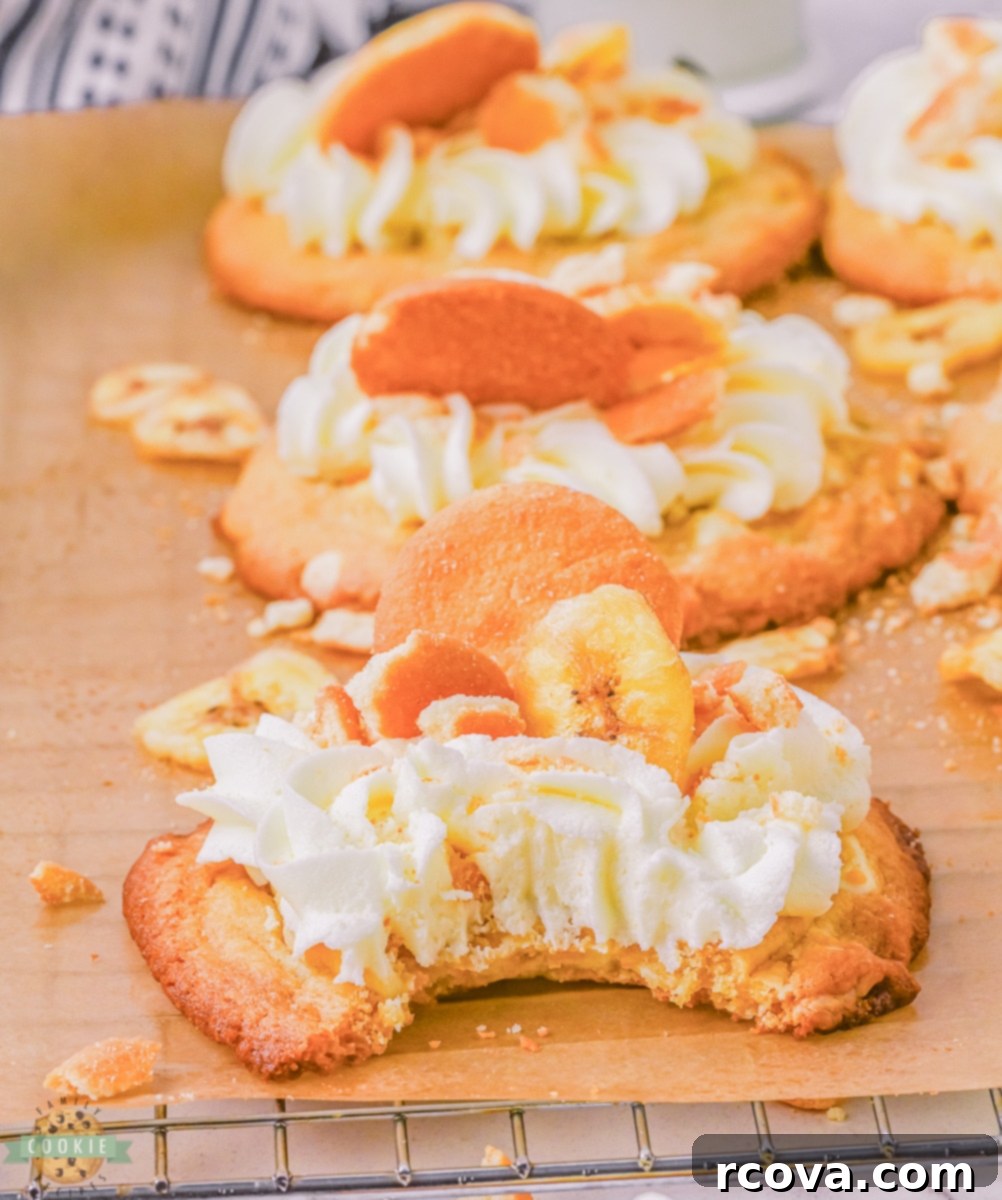 Luscious Banana Cream Cookies 1 featured 13381