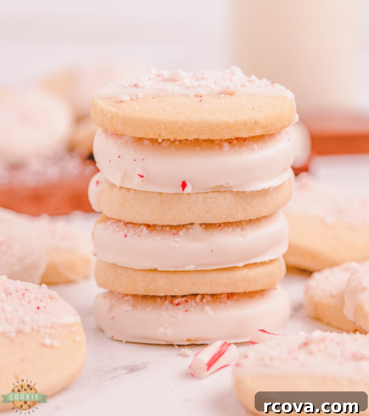 Buttery Peppermint Shortbread Delights 1 featured 13602