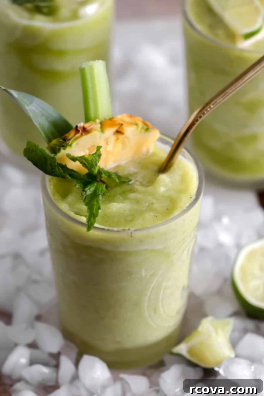 Pineapple Celery Frosty Mojito 1 featured 15504