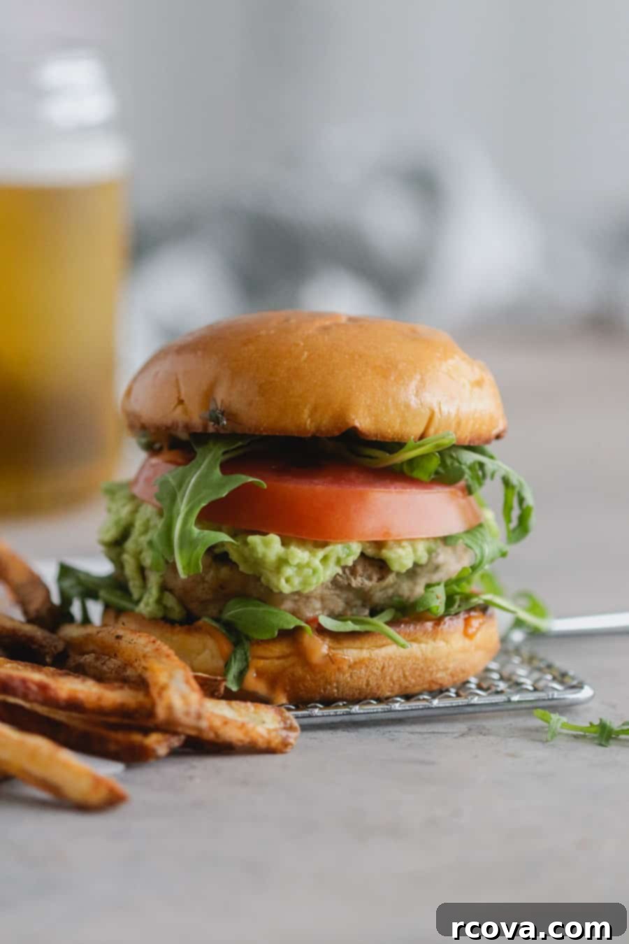 Perfectly Juicy Turkey Burgers 1 featured 15664