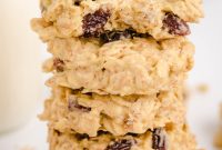 Easy No-Bake Oatmeal Raisin Cookies