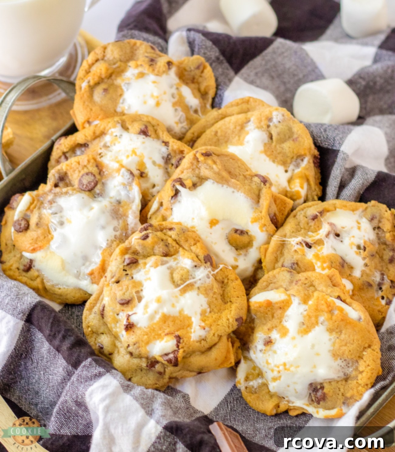 Effortless 4-Ingredient S'mores Chocolate Chip Cookies 1 featured 20740