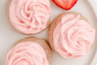 Iced Strawberry Delights