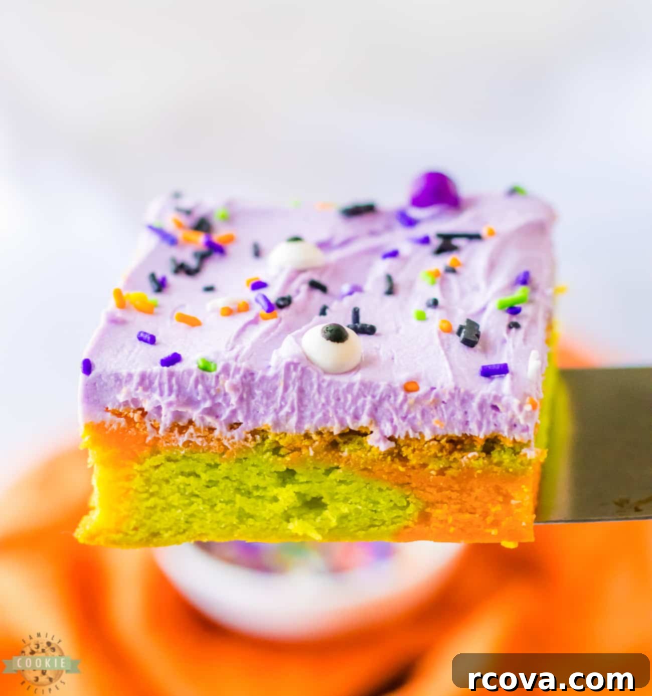 Festive Halloween Sugar Cookie Bars 1 featured 23750