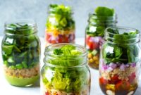 Mason Kavanoz Salataları Hazırlamanın Püf Noktaları ve 5 Lezzetli Tarif