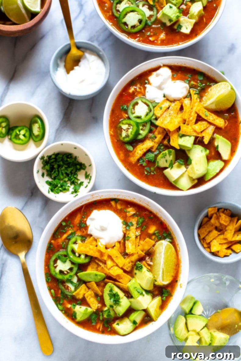 Slow Cooker Chicken Tortilla Soup 1 featured 32399