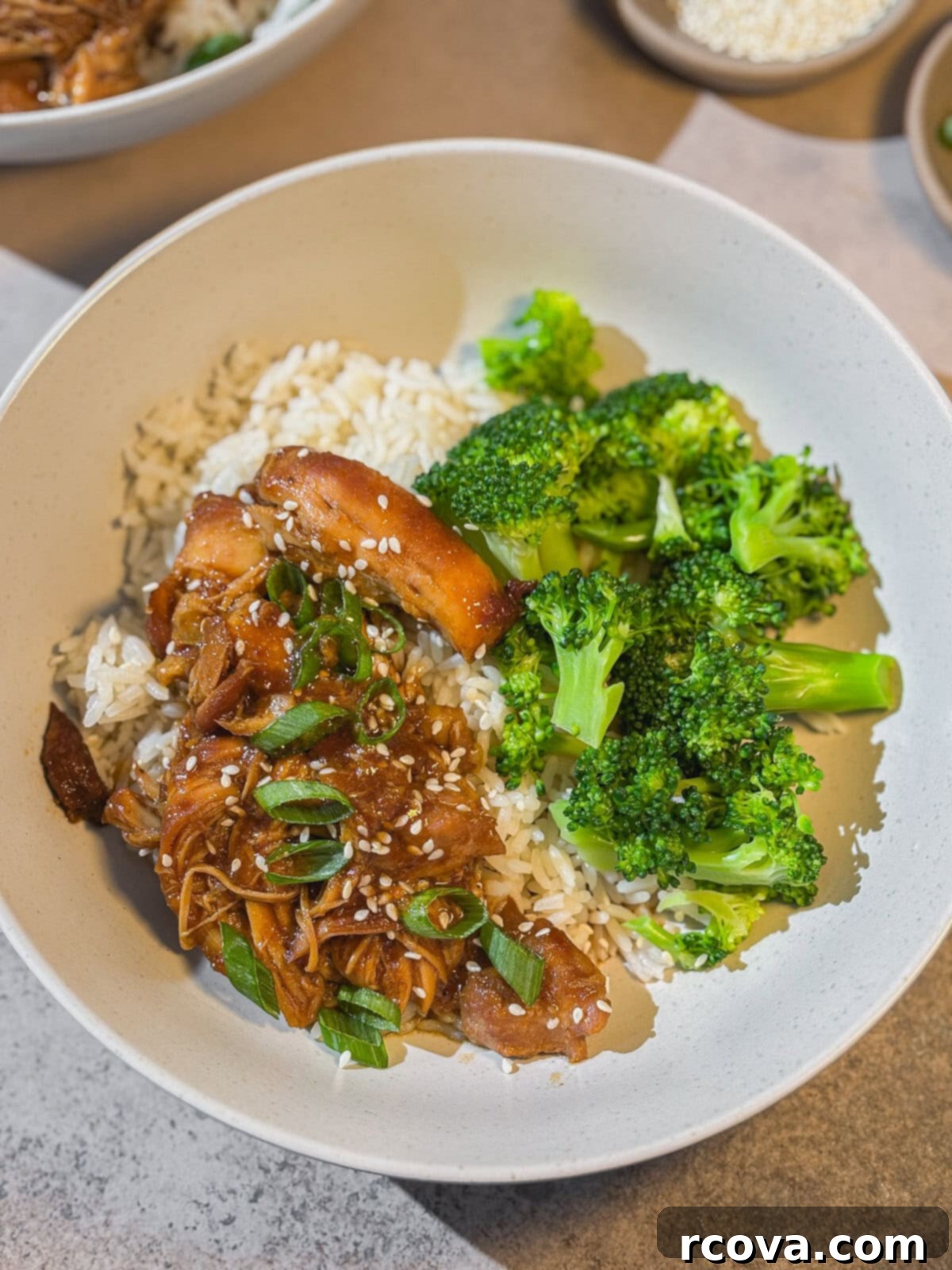 Simply Wholesome Slow Cooker Sesame Chicken 1 featured 3580