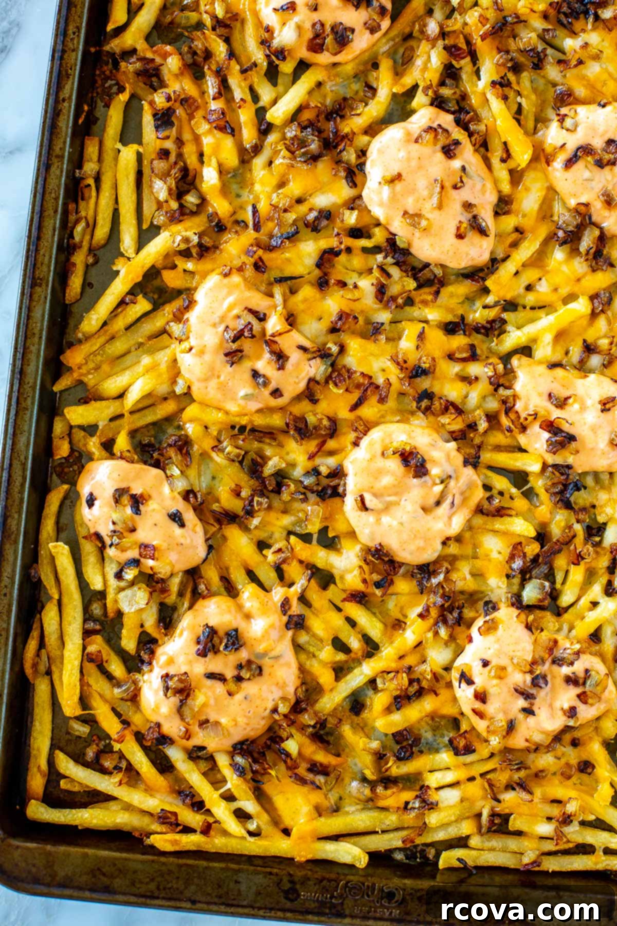 Make Your Own In-N-Out Animal Style Fries 1 featured 36084