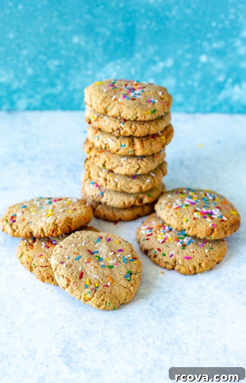 Simple 5-Ingredient Protein Cookies 1 featured 39341