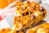 Spiced Pumpkin Smores Cookie Cake