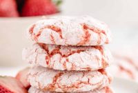 Whipped Strawberry Cloud Cookies