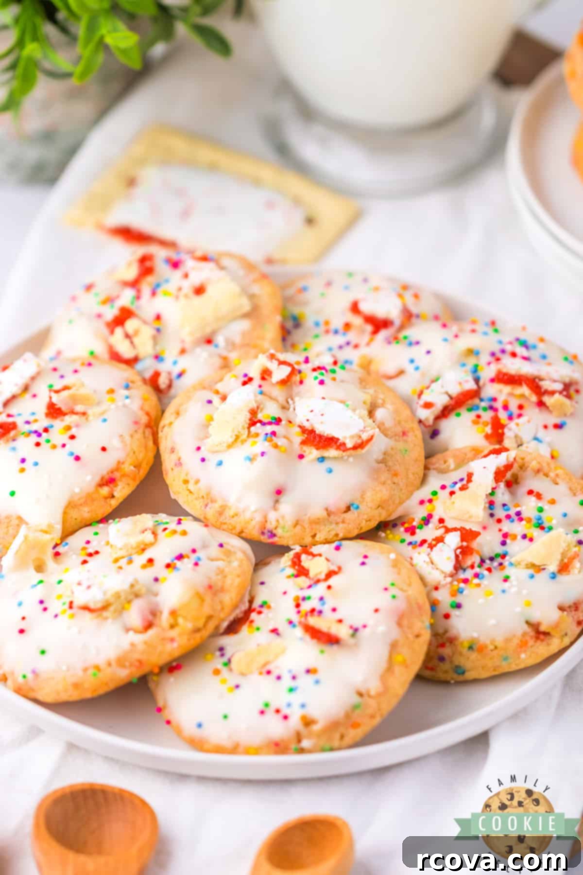 Pop-Tart Strawberry Cookie Fusion 1 featured 46345