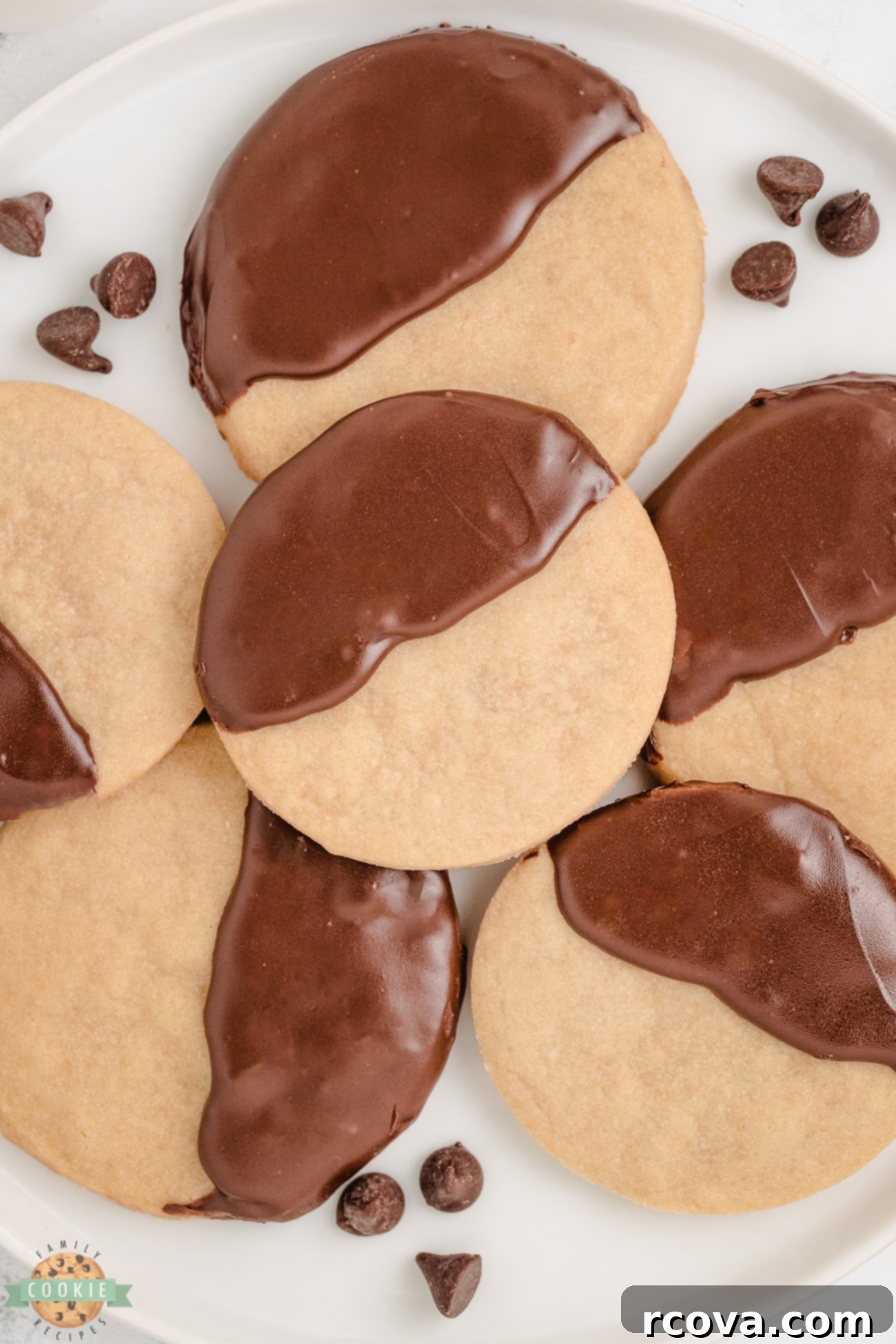 Caramelized Brown Sugar Shortbread 1 featured 4800