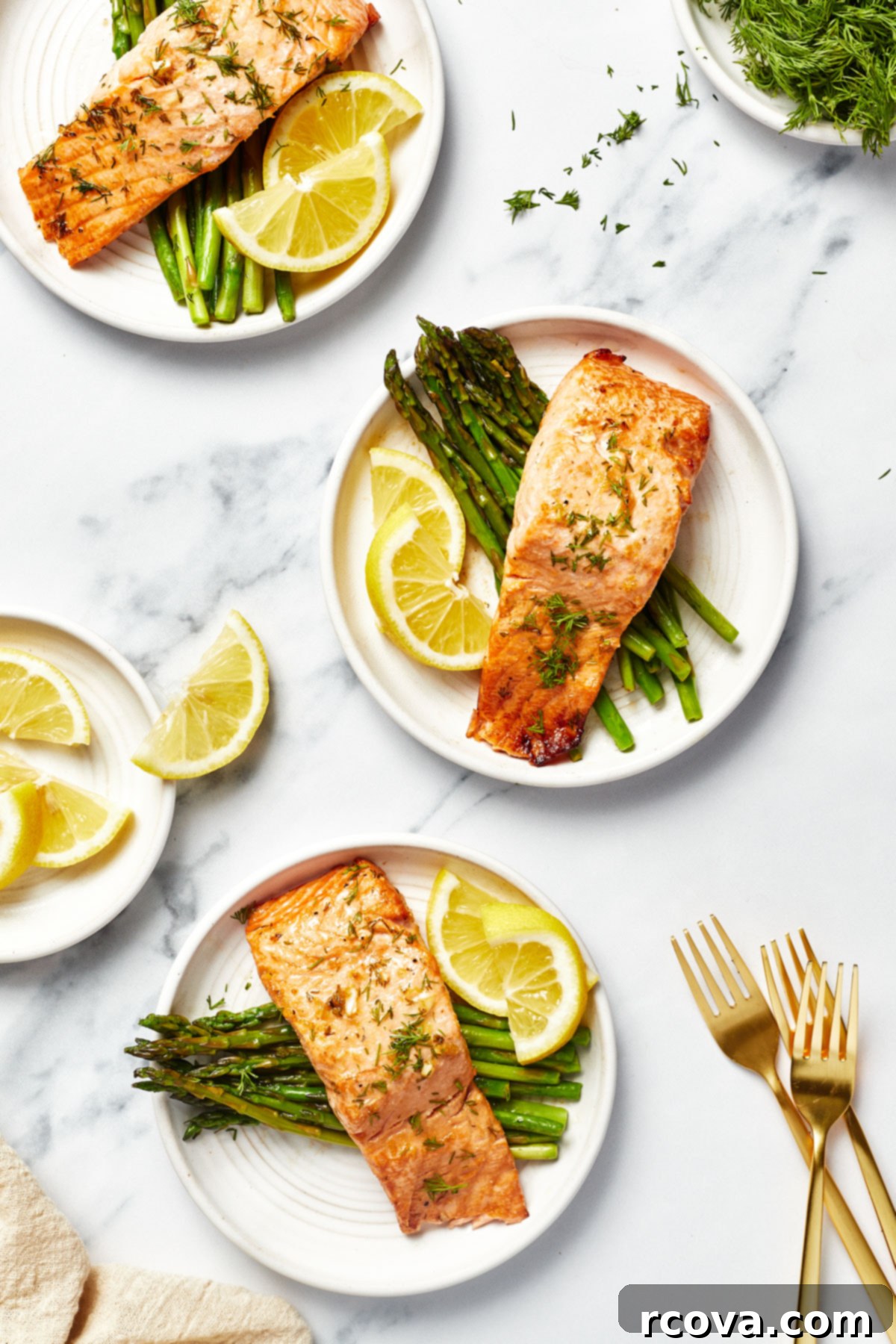 30-Minute Air Fryer Salmon 1 featured 50205