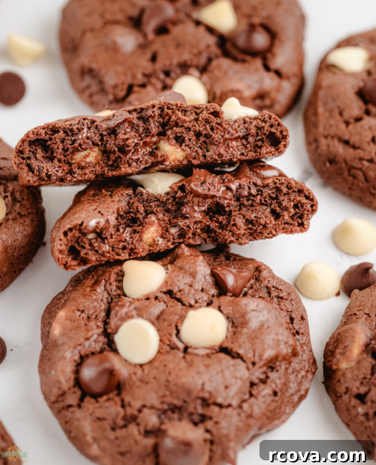 Ultra-Moist Sour Cream Chocolate Chip Cookies 1 featured 50532