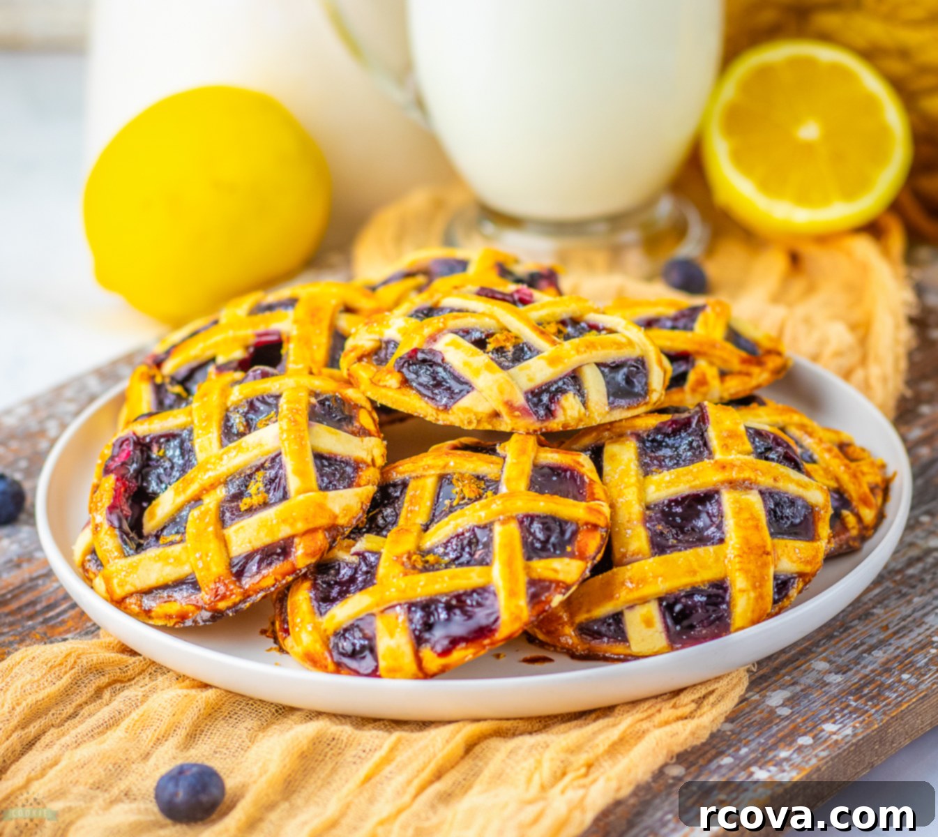 Sunshine Berry Cookie Pies 1 featured 56185