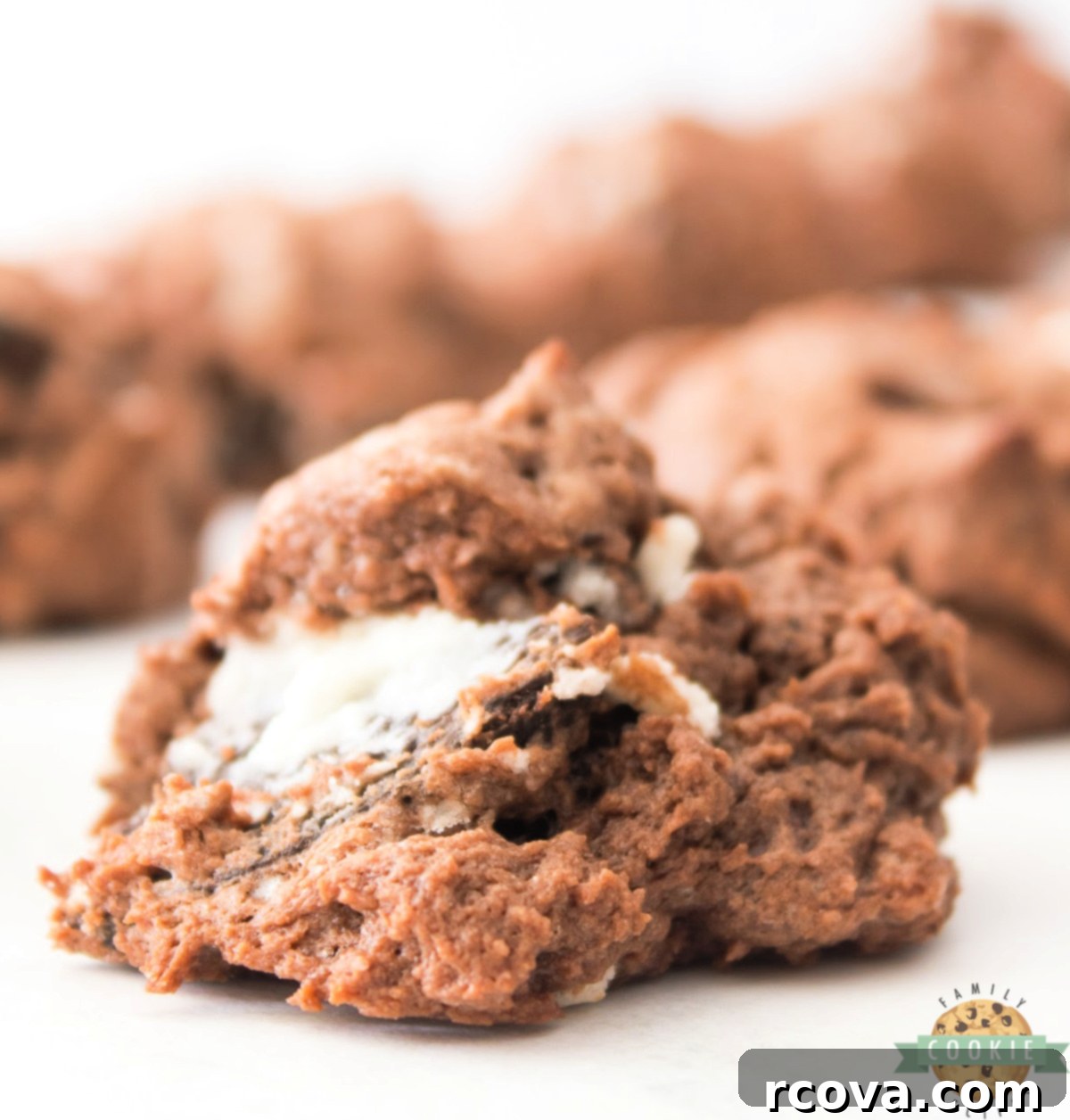 Chocolate Oreo Cheesecake Cookie Dream 1 featured 56559