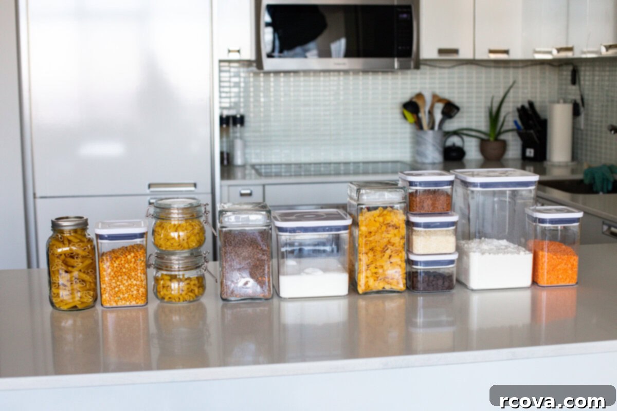 The Ultimate Healthy Pantry Checklist 1 featured 64532