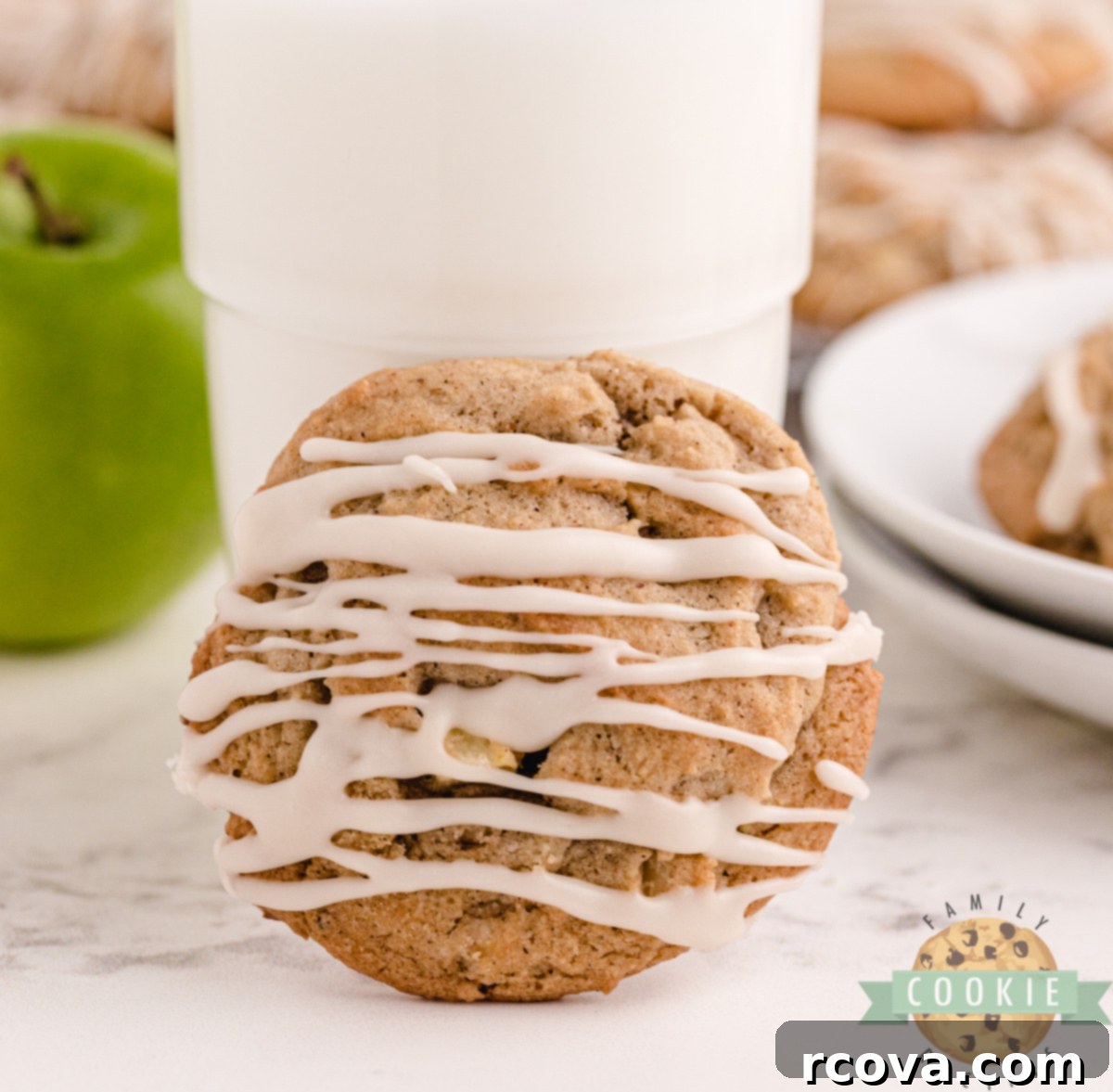 Vanilla Kissed Spiced Apple Treats 1 featured 7123