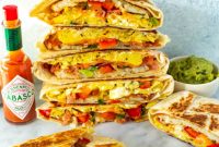 Mastering the Taco Bell Breakfast Crunchwrap at Home