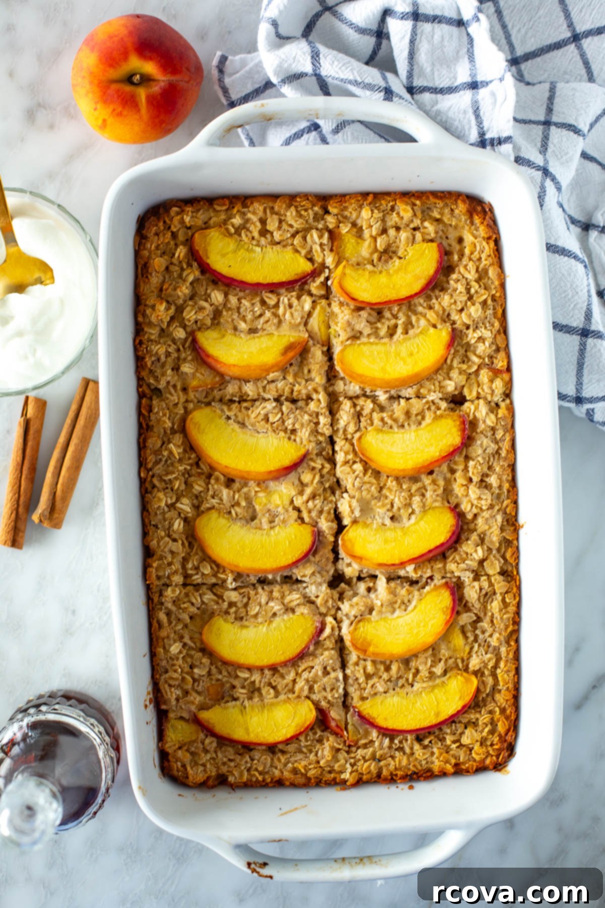 Protein-Packed Peachy Baked Oats 1 featured 91018