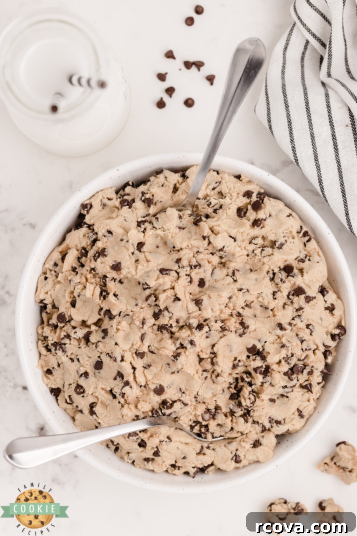 Guilt-Free Chocolate Chip Cookie Dough 9 Edible cookie dough