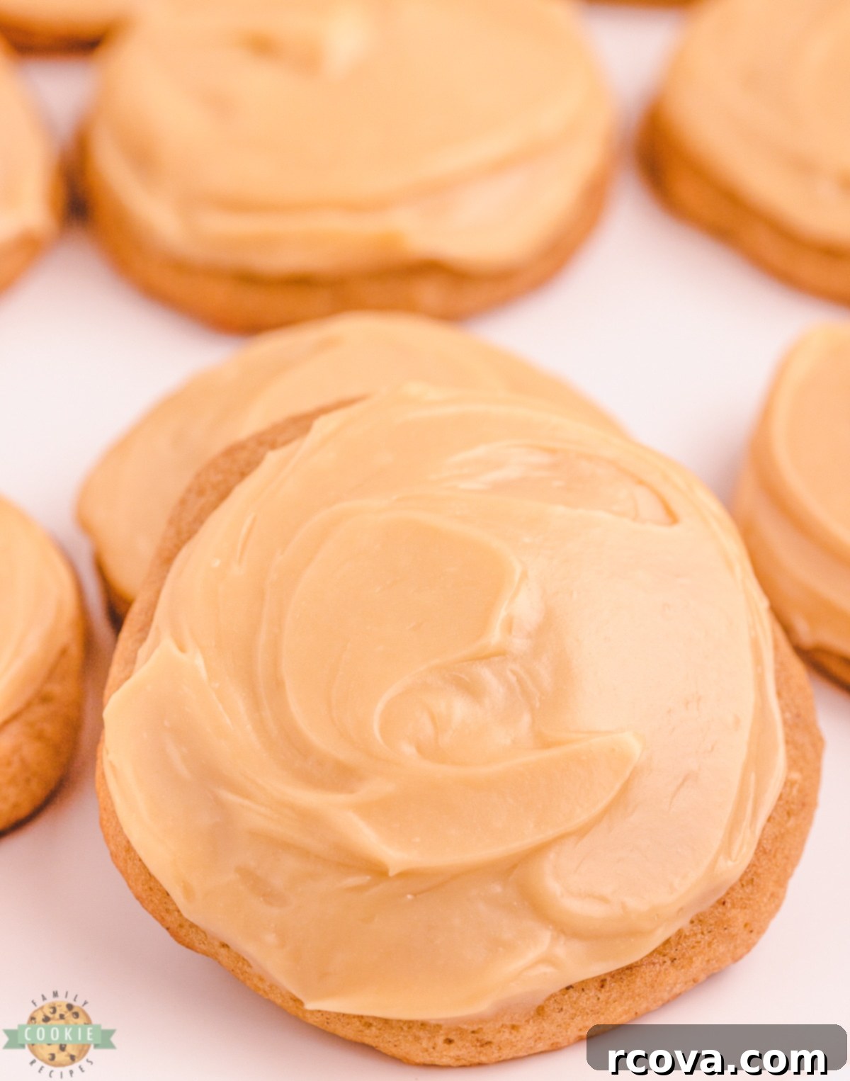 Banana Caramel Dream Cookies 4 caramel iced banana cookies