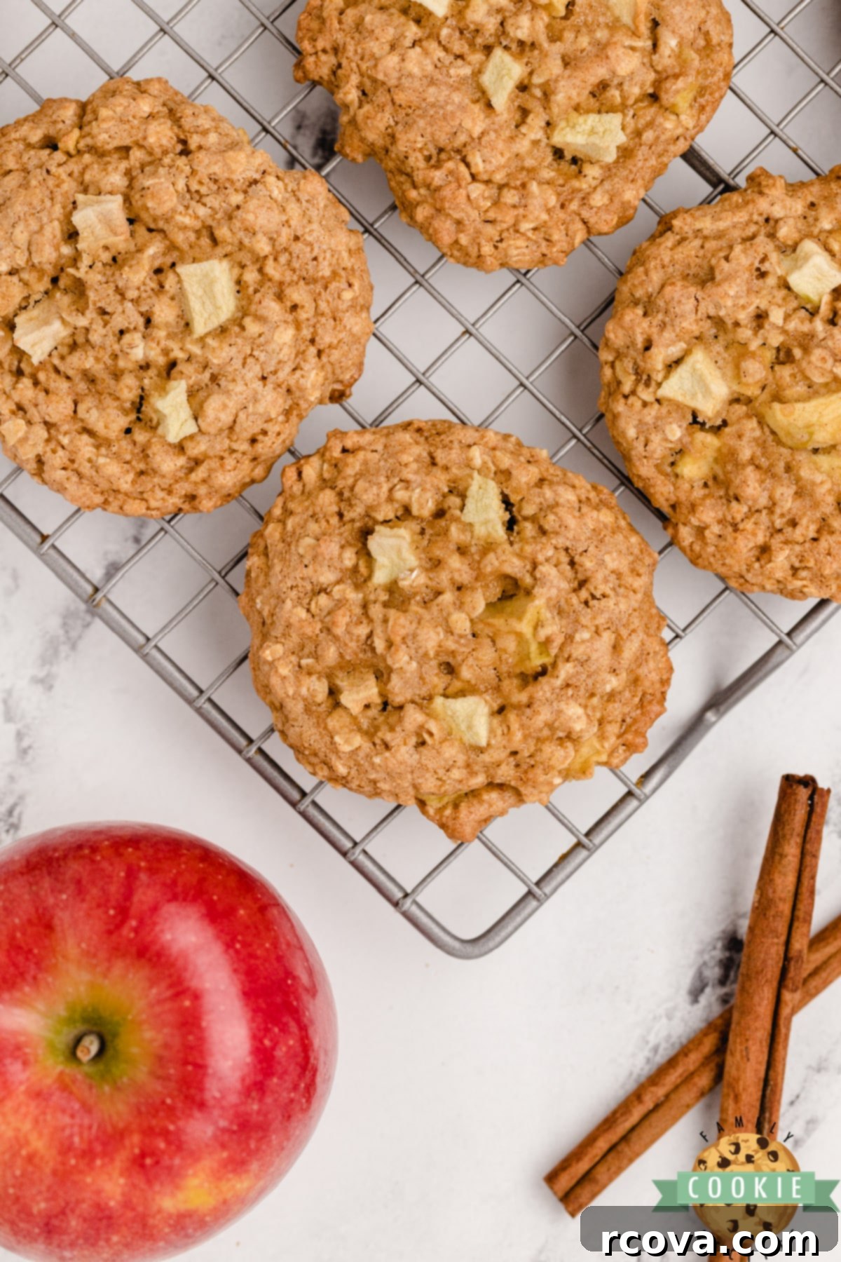 Cozy Apple Cinnamon Oat Cookies 10 Apple Cinnamon Oatmeal Cookies made with a cake mix, fresh apples, applesauce and a few other basic ingredients. Delicious cake mix cookie recipe that tastes like apple pie!