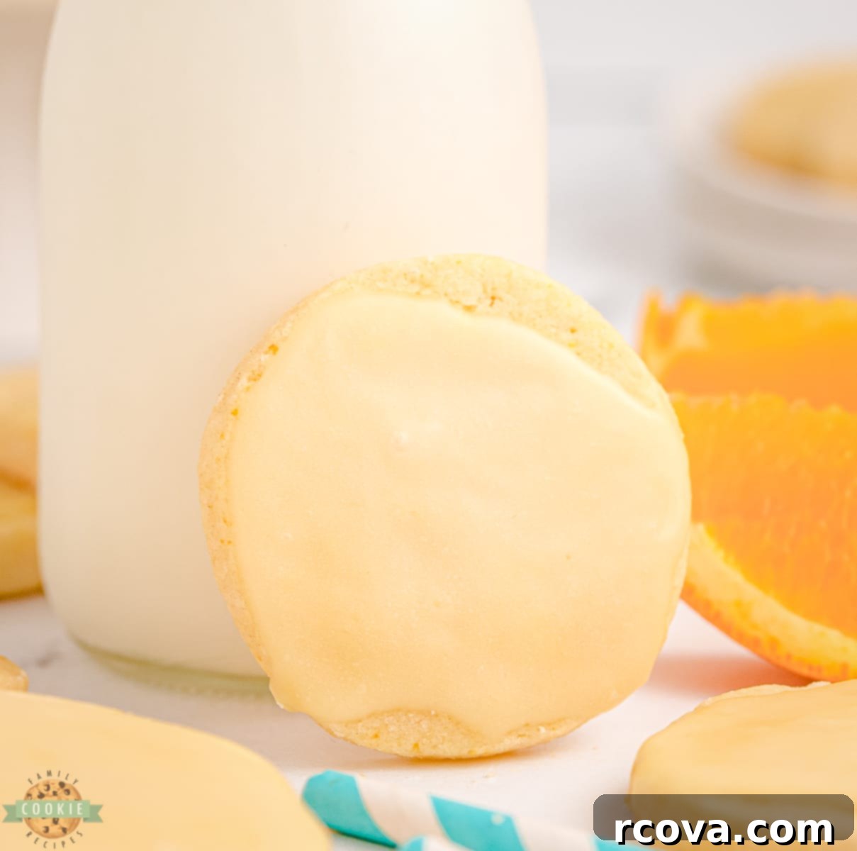 Zesty Orange Shortbread Bites 5 orange shortbread with milk