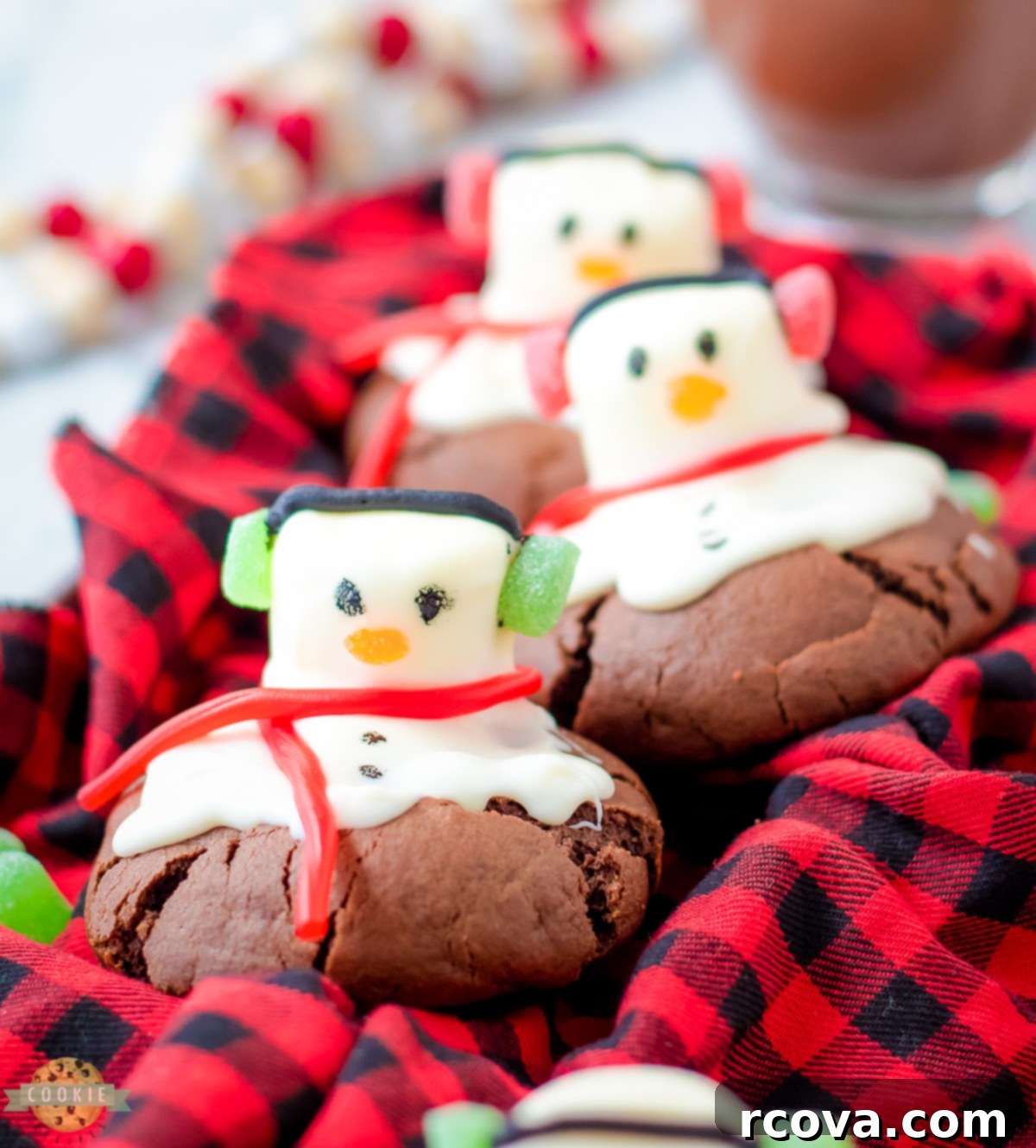 Festive Peppermint Snowman Delights 9 marshmallow snowman cookies