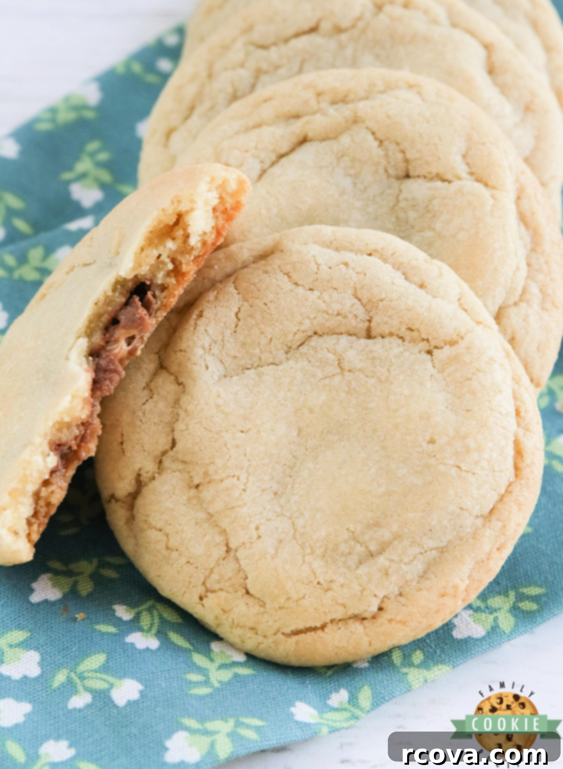 Caramel Lava Rolo Cookies 9 Cookies made with chocolate caramel candies in the middle, ready to be enjoyed