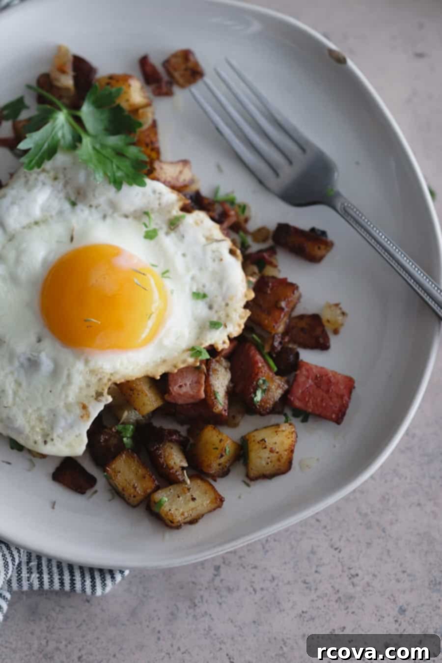 Crispy Skillet Corned Beef Hash 2 Homemade Whole30 Corned Beef Hash with crispy potatoes and a fried egg