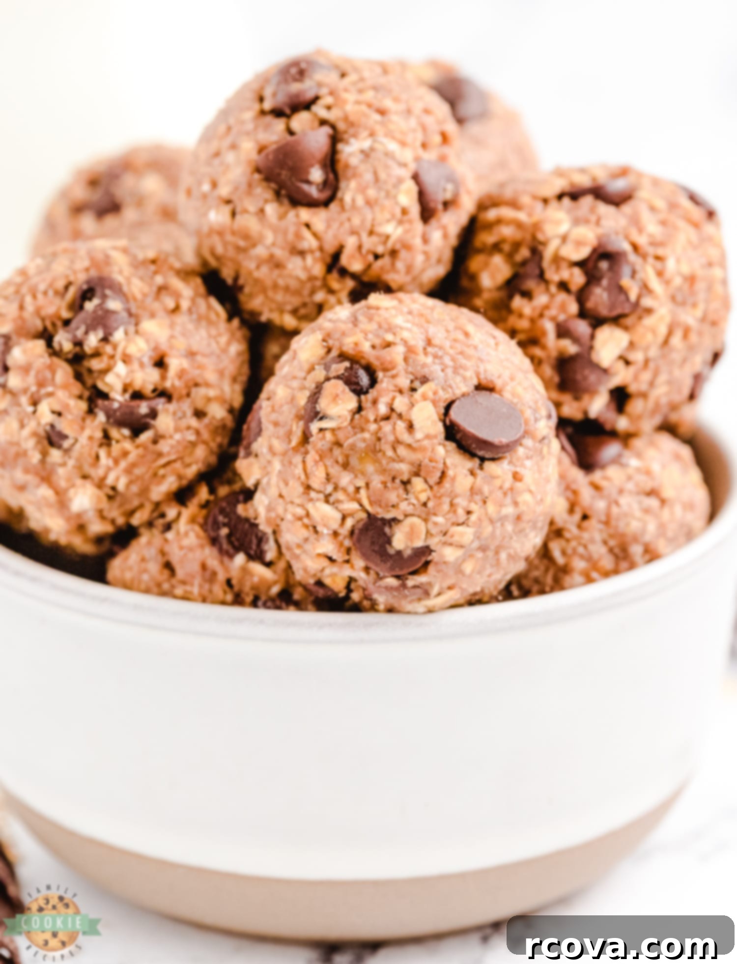 No-Fuss Vegan Chocolate Chip Perfection 3 bowl of Vegan chocolate chip cookies
