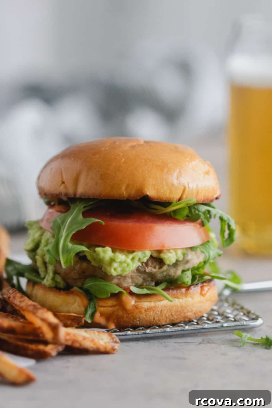 Perfectly Juicy Turkey Burgers 2 juicy turkey burgers