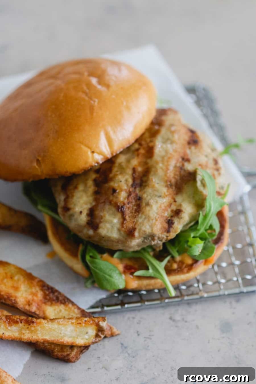 Perfectly Juicy Turkey Burgers 5 juicy turkey burgers