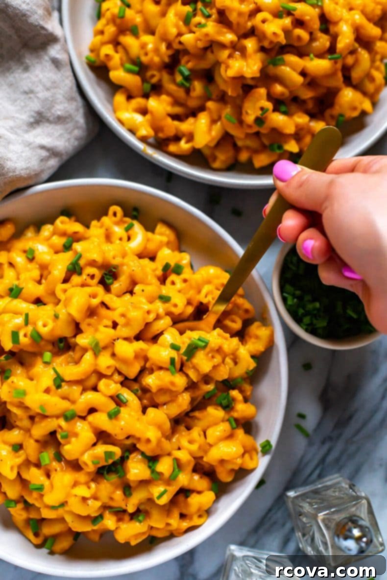 Creamy Butternut Mac and Cheese 4 Close-up of creamy Butternut Squash Mac and Cheese in a bowl