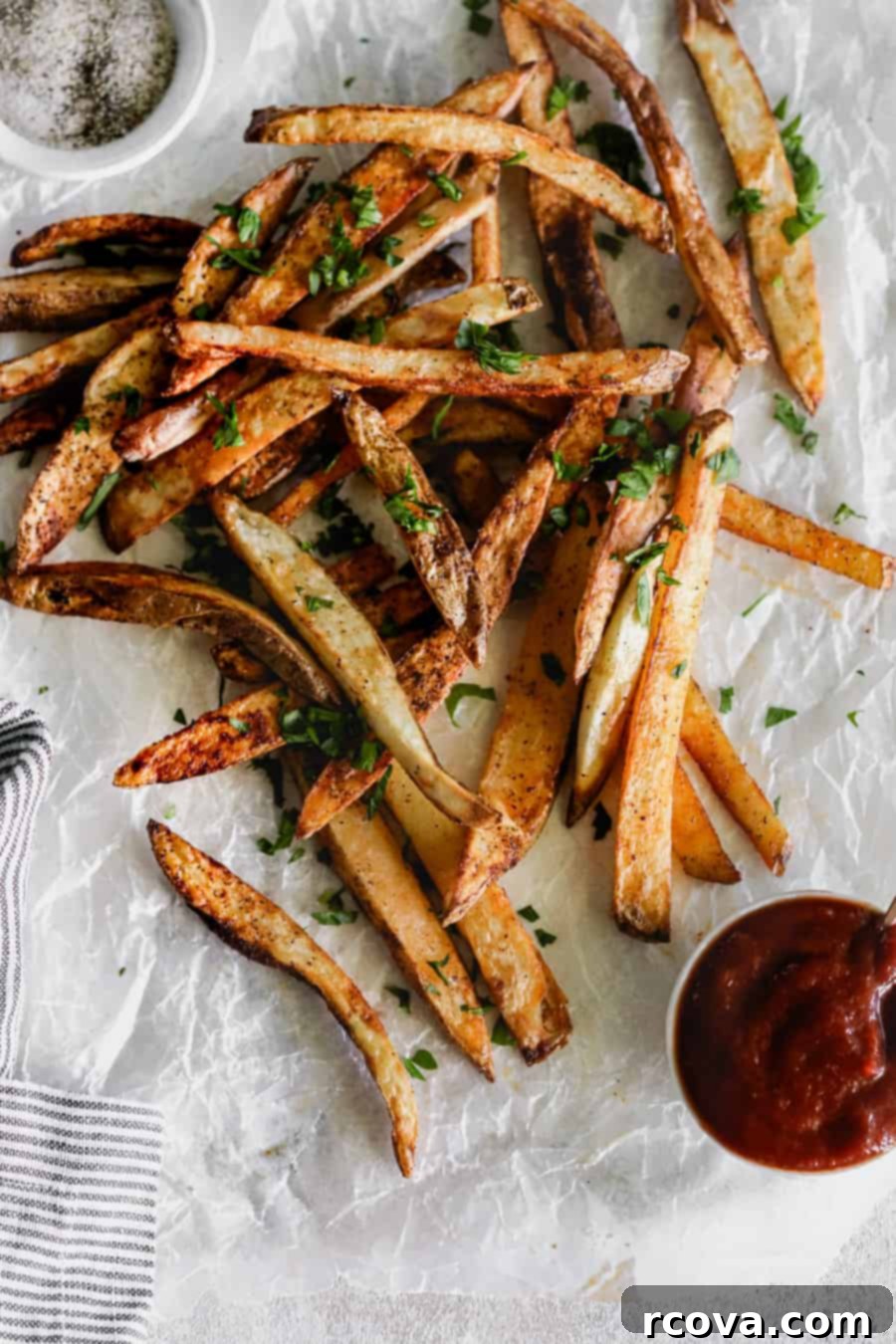 Homemade Air Fryer Fries: Perfectly Crispy 2 homemade french fries air fryer