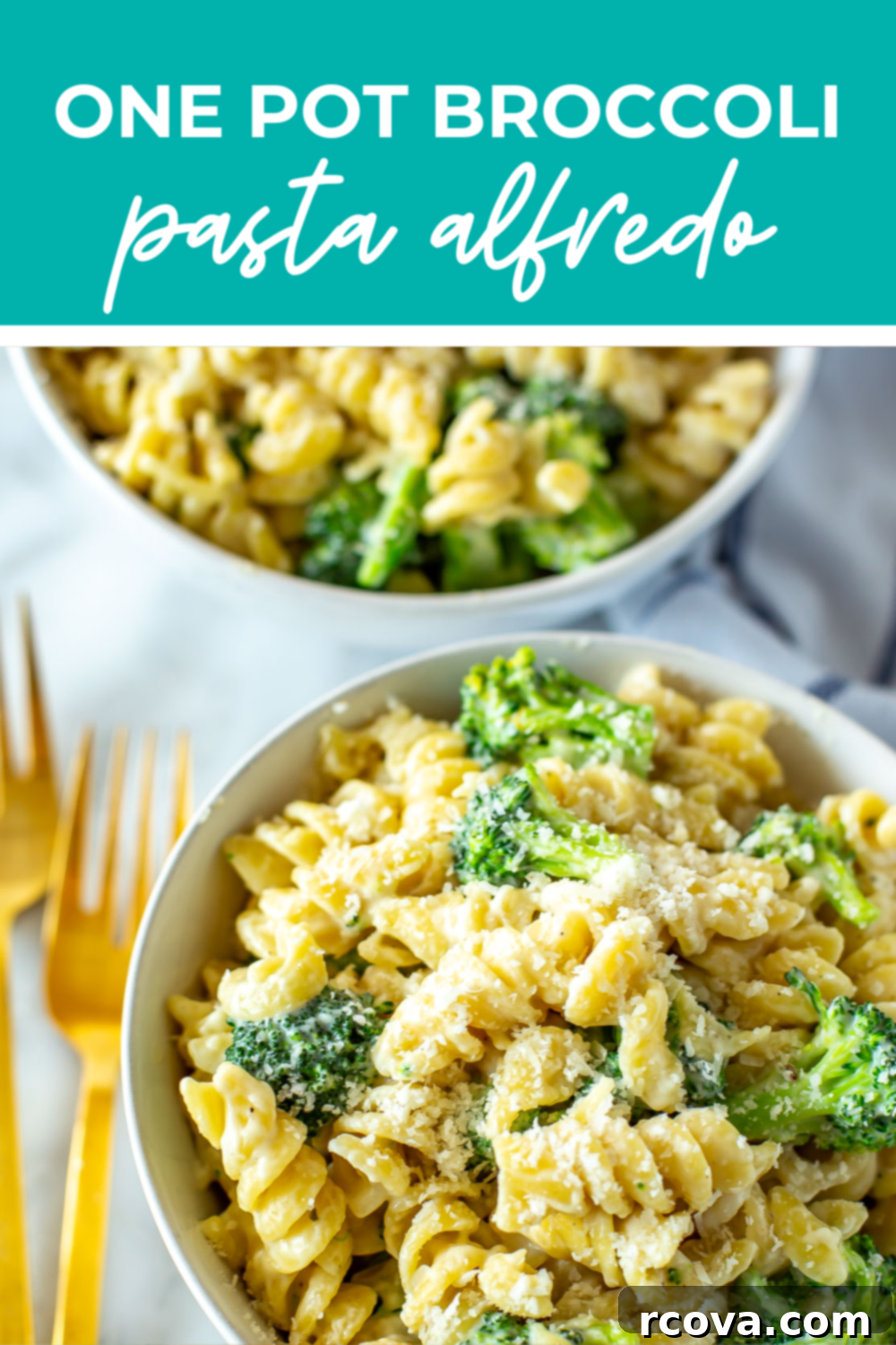 Creamy One-Pot Broccoli Alfredo Pasta 12 One-Pot Broccoli Alfredo Pasta for easy meal prep