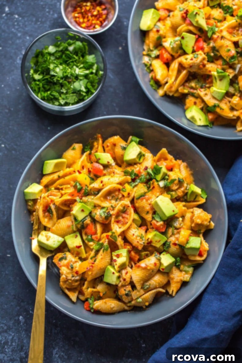 One-Pot Instant Pot Chicken Fajita Pasta 2 Instant Pot Chicken Fajita Pasta, a vibrant and easy one-pot meal with chicken, bell peppers, and salsa