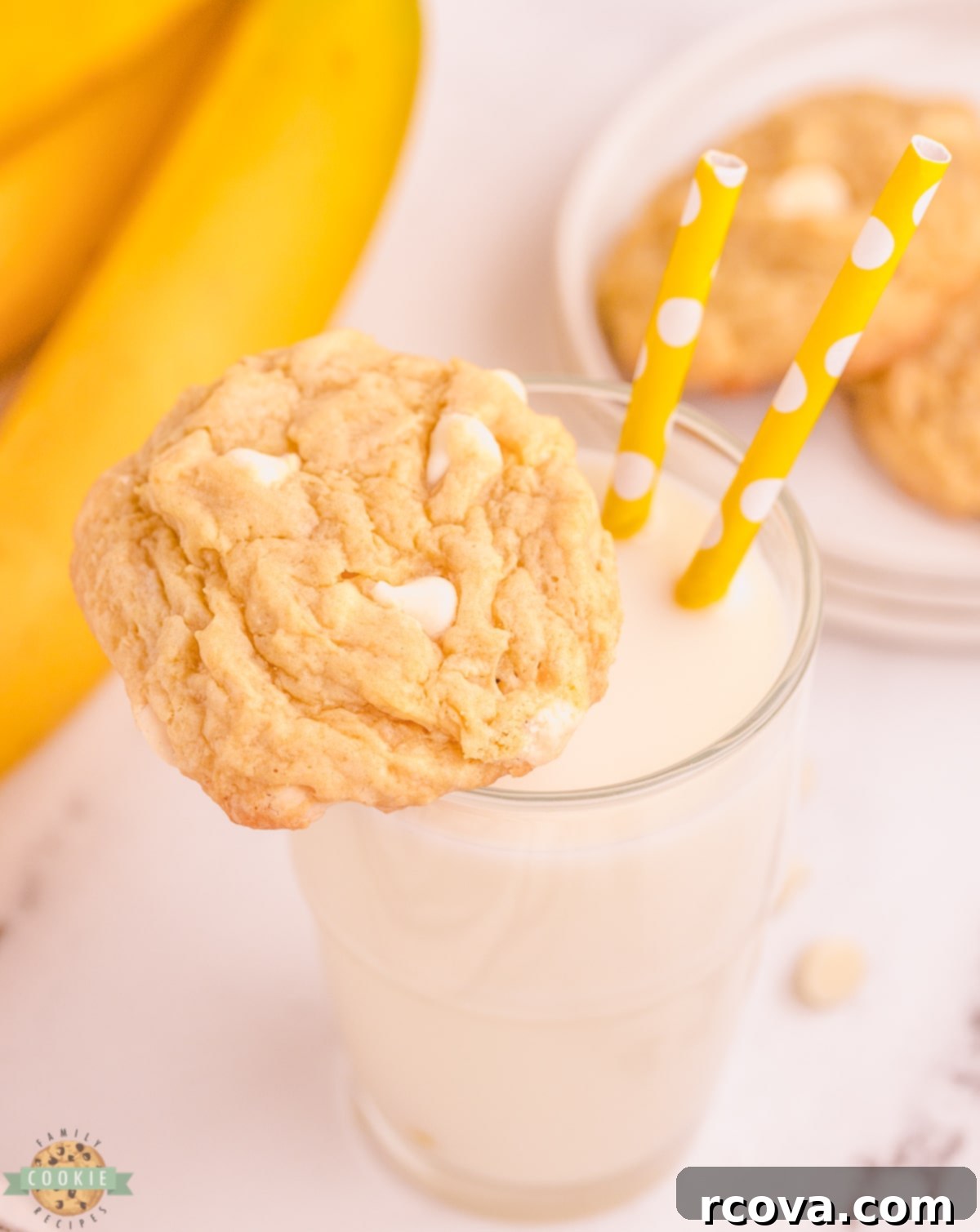 Velvet Banana Pudding Cookies 4 Warm banana cookies paired with a refreshing glass of milk
